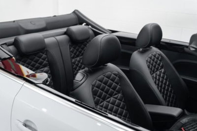 Volkswagen Maggiolino Cabrio 2.0 TSI DSG Sport BlueMotion Technology (11)
