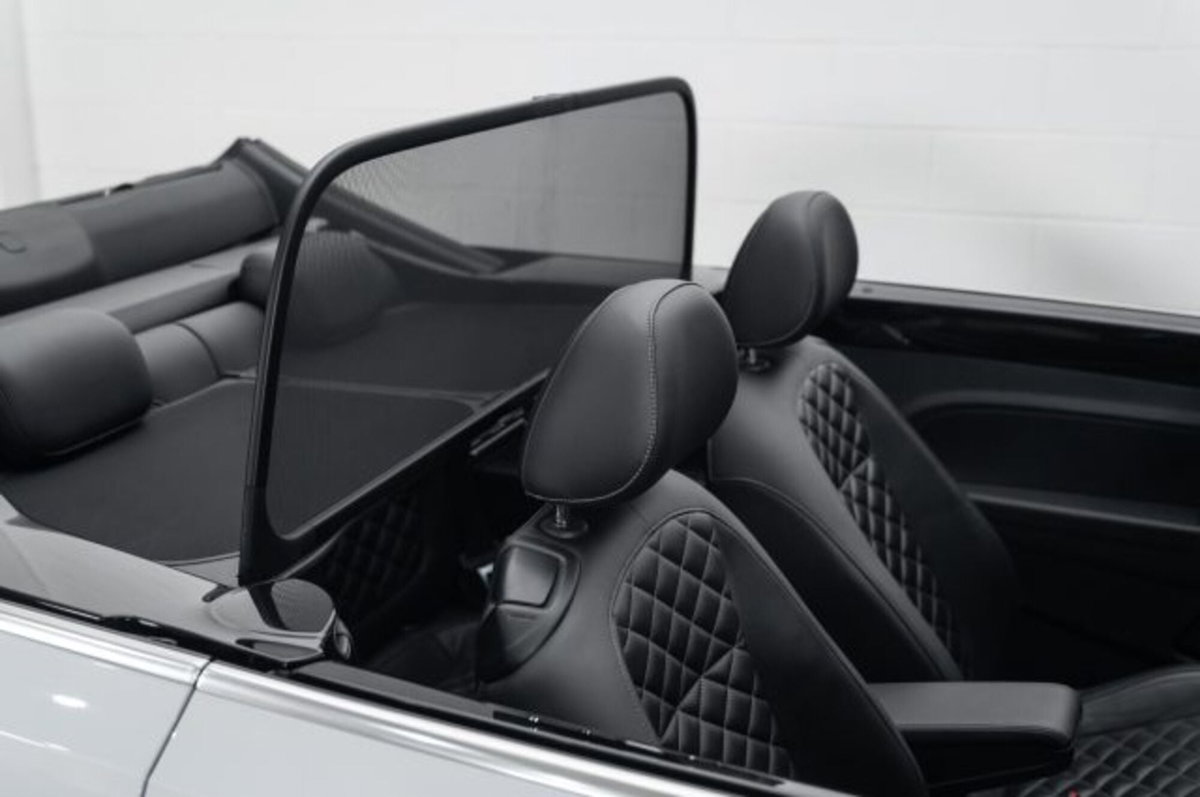 Volkswagen Maggiolino Cabrio 2.0 TSI DSG Sport BlueMotion Technology (12)