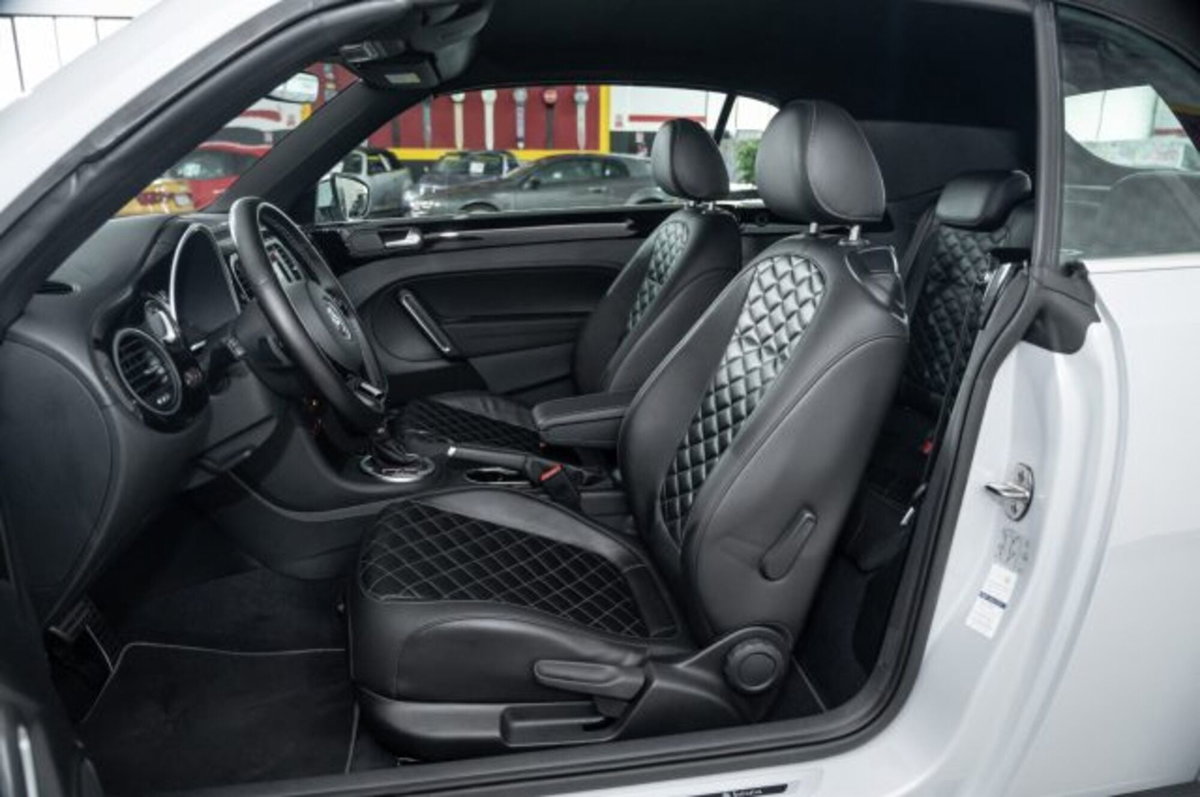 Volkswagen Maggiolino Cabrio 2.0 TSI DSG Sport BlueMotion Technology (3)