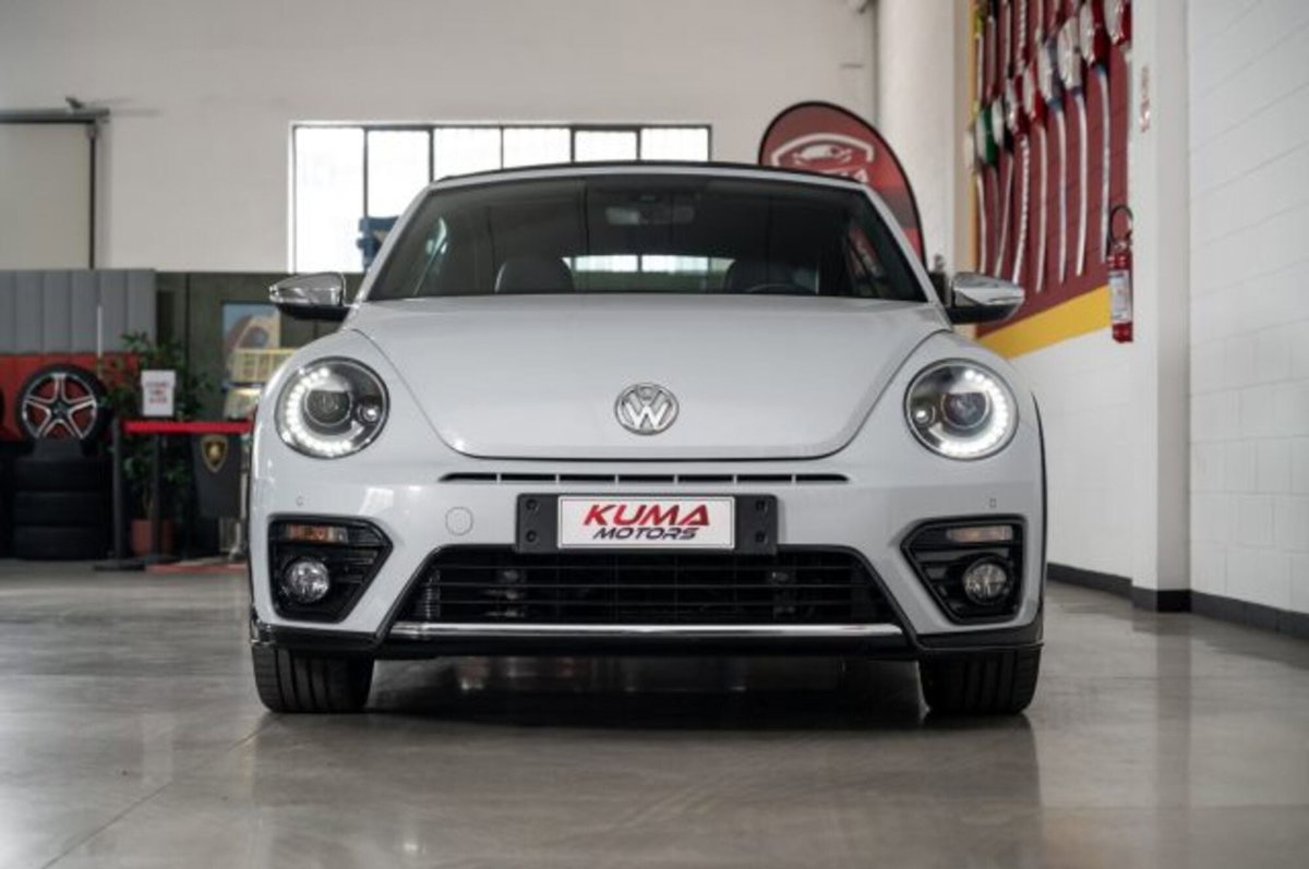 Volkswagen Maggiolino Cabrio 2.0 TSI DSG Sport BlueMotion Technology (8)
