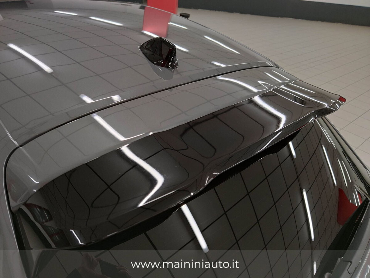 Peugeot 208 motore elettrico 136 CV 5 porte GT (9)