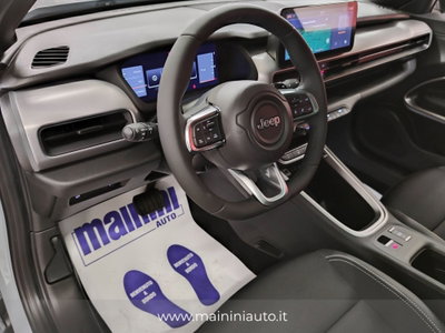 Jeep Avenger 1.2 turbo e-hybrid mhev Summit fwd 110cv edct6 (12)