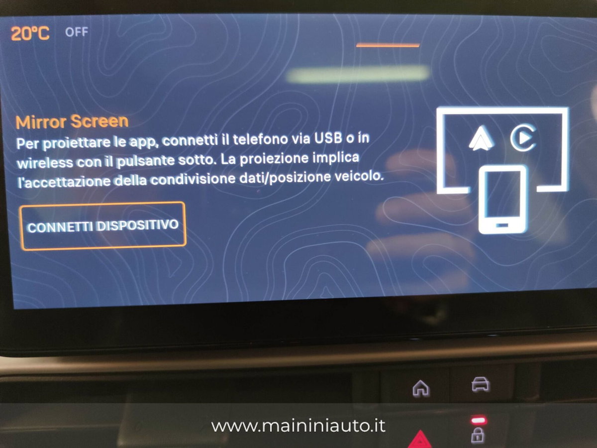 Jeep Avenger 1.2 turbo e-hybrid mhev Summit fwd 110cv edct6 (19)