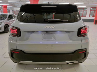 Jeep Avenger 1.2 turbo e-hybrid mhev Summit fwd 110cv edct6 (5)