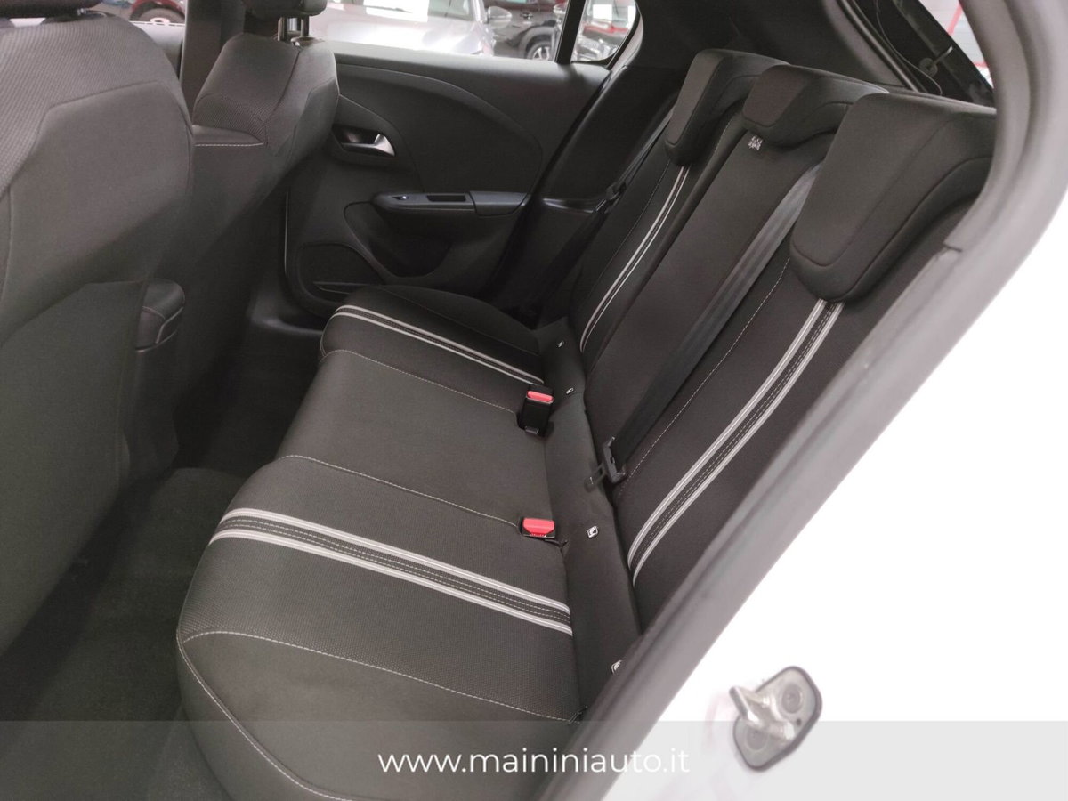 Opel Corsa 1.2 100 CV GS Line (14)