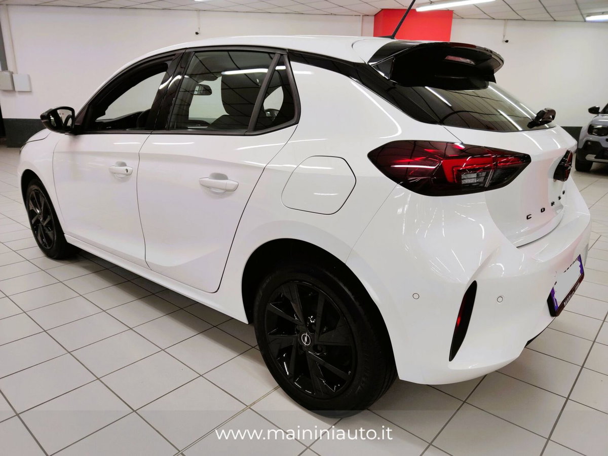 Opel Corsa 1.2 100 CV GS Line (6)