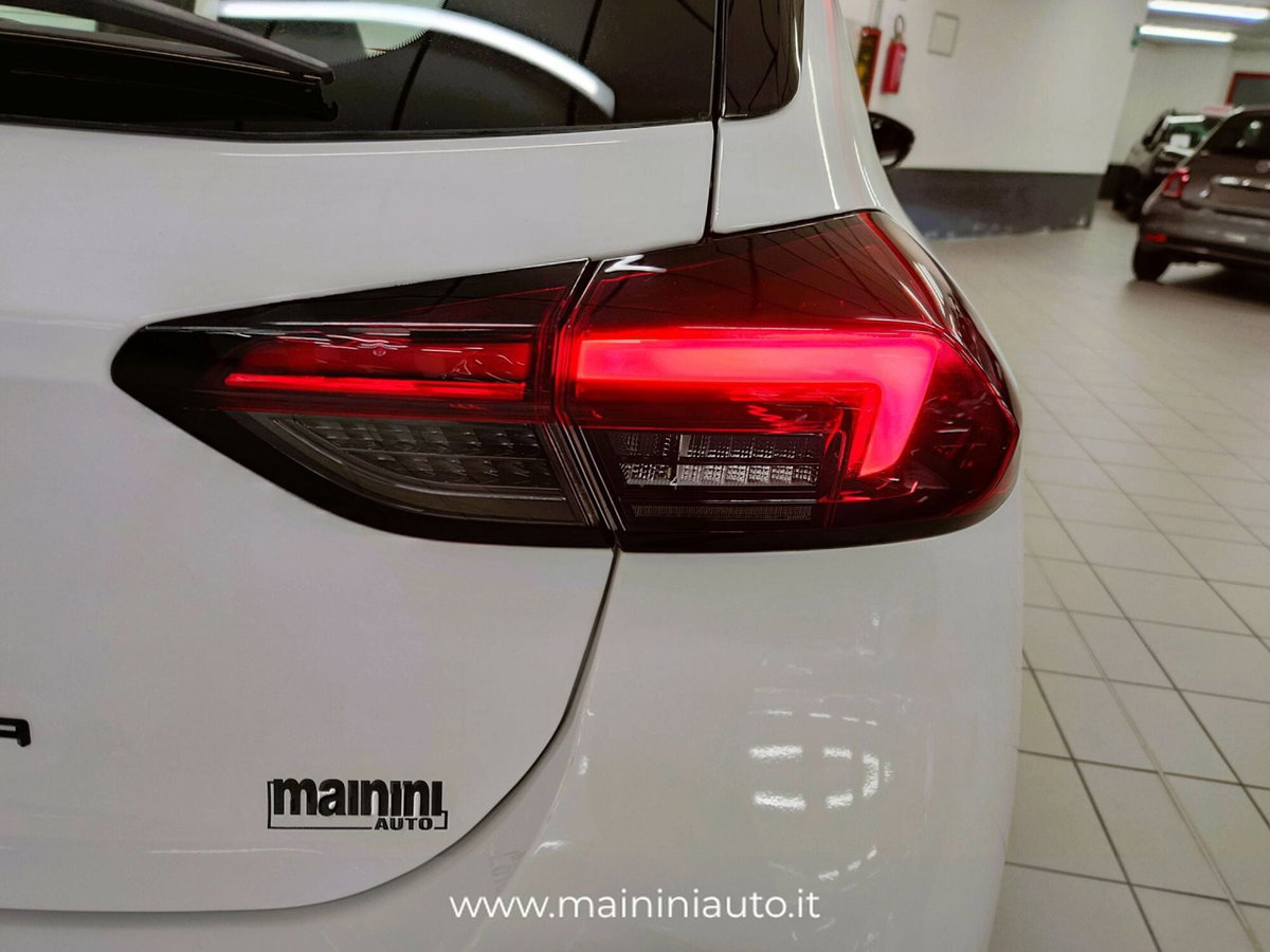 Opel Corsa 1.2 100 CV GS Line (8)