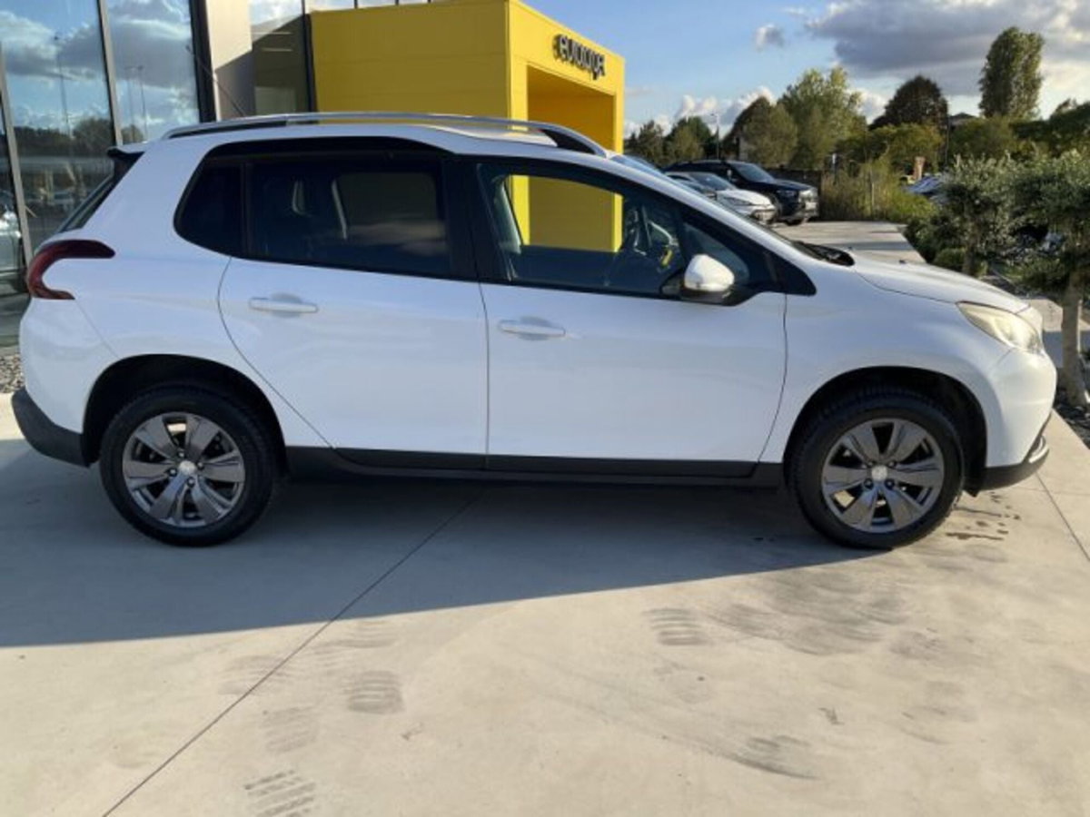 Peugeot 2008 75 Active (5)