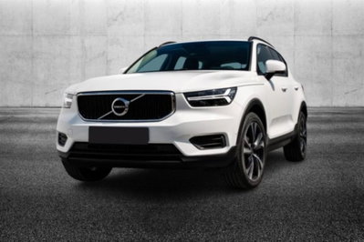 Volvo XC40 D3 Geartronic Momentum Core usata