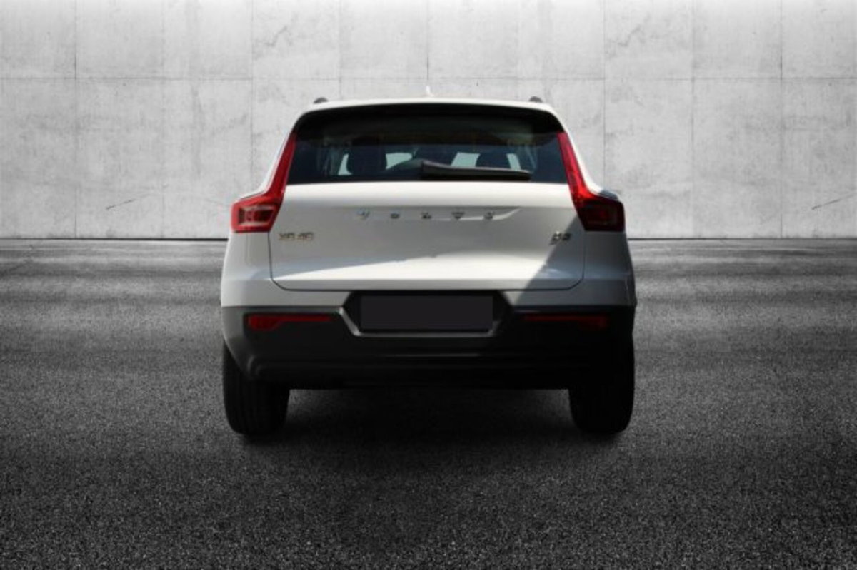 Volvo XC40 D3 Geartronic Momentum Core (4)