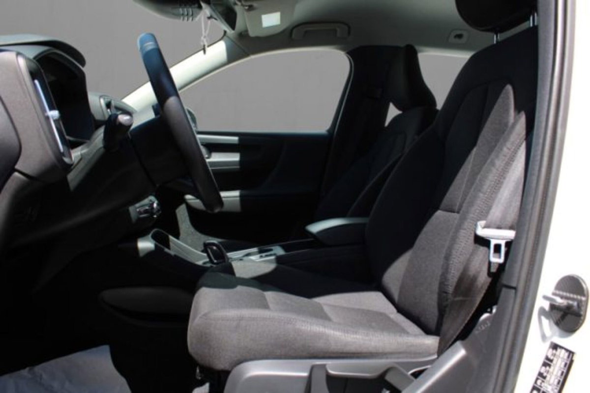 Volvo XC40 D3 Geartronic Momentum Core (5)