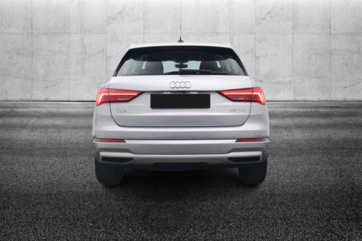 Audi Q3 35 TDI quattro S tronic Business (5)