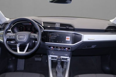 Audi Q3 35 TDI quattro S tronic Business (6)