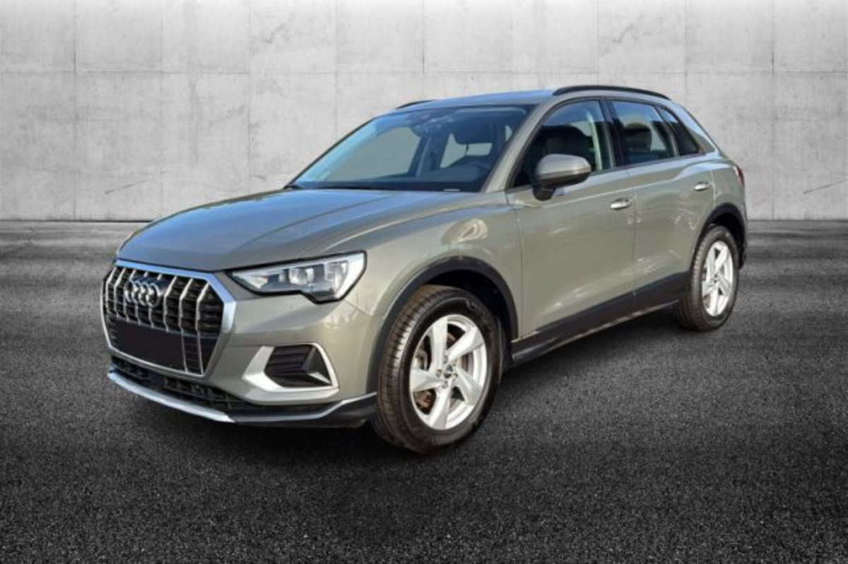 Audi Q3 40 TDI quattro S tronic Business Advanced