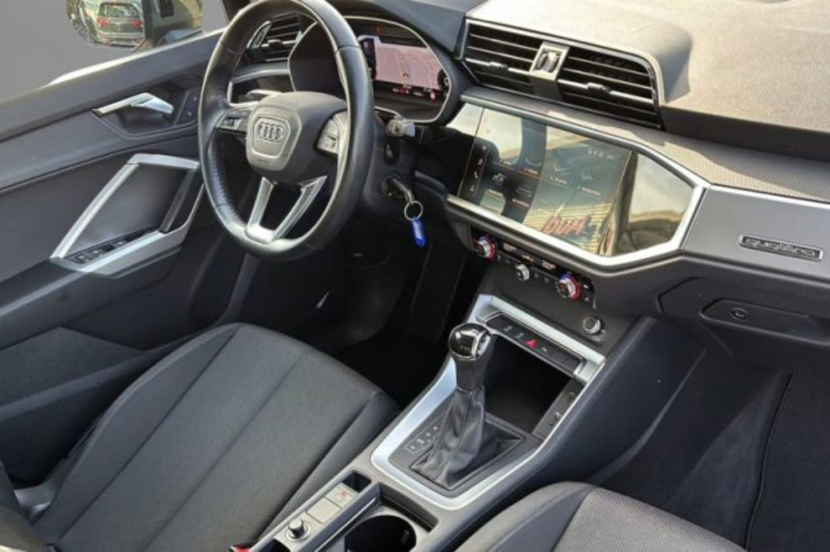 Audi Q3 40 TDI quattro S tronic Business Advanced (7)