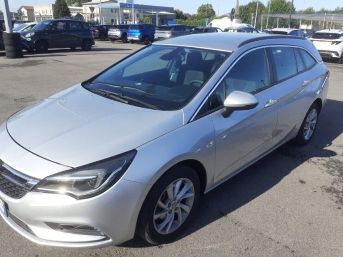 Opel Astra Station Wagon 1.6 CDTi 136CV aut. Sports Business (3)