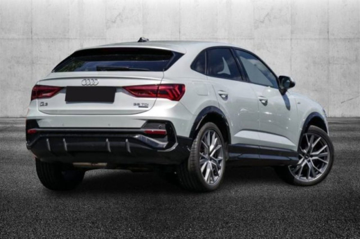 Audi Q3 Sportback 35 TDI quattro S tronic S line edition (2)