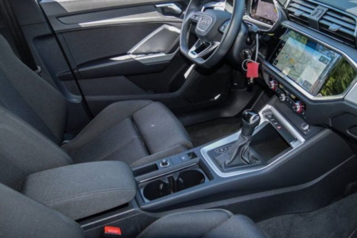 Audi Q3 Sportback 35 TDI quattro S tronic S line edition (3)
