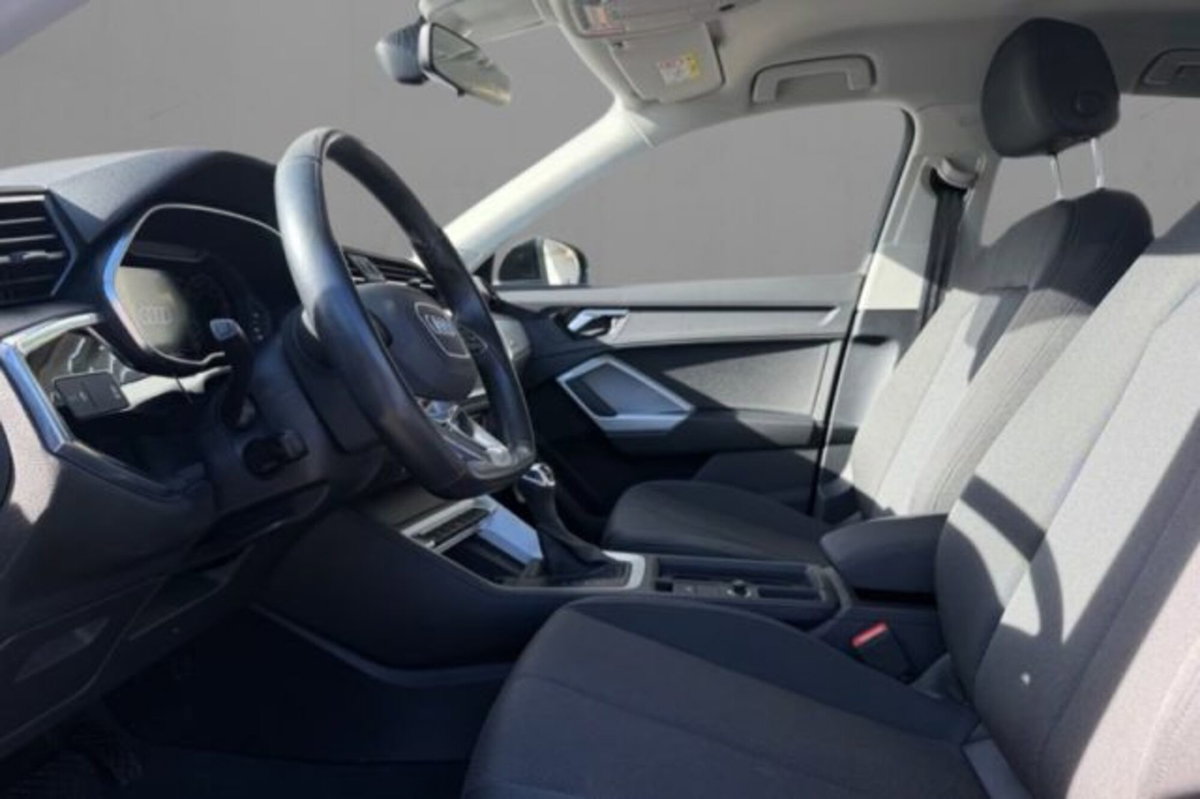 Audi Q3 Sportback 35 TDI quattro S tronic S line edition (5)