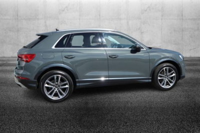 Audi Q3 35 TDI quattro S tronic Business Advanced (4)