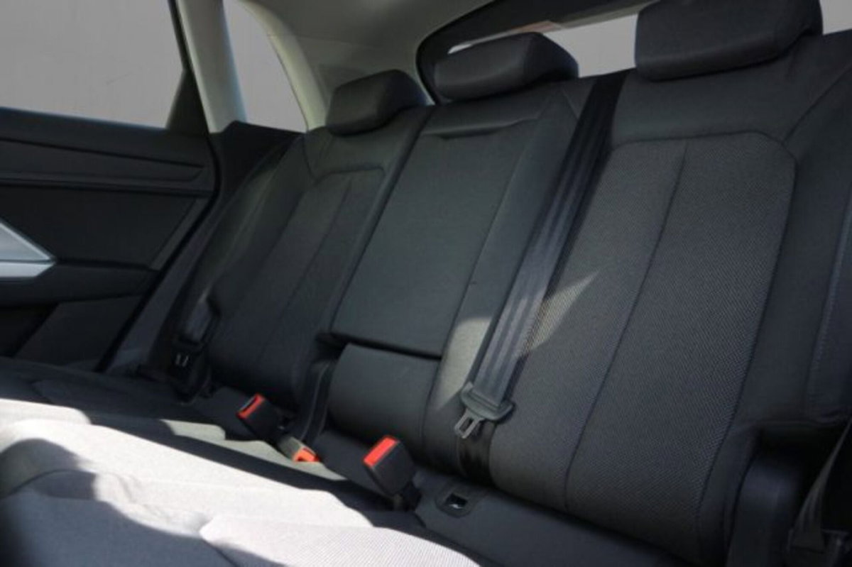 Audi Q3 35 TDI quattro S tronic Business Advanced (7)