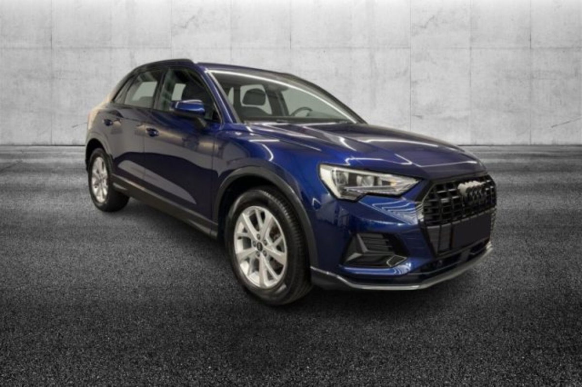Audi Q3 35 TDI quattro S tronic Business Advanced (2)