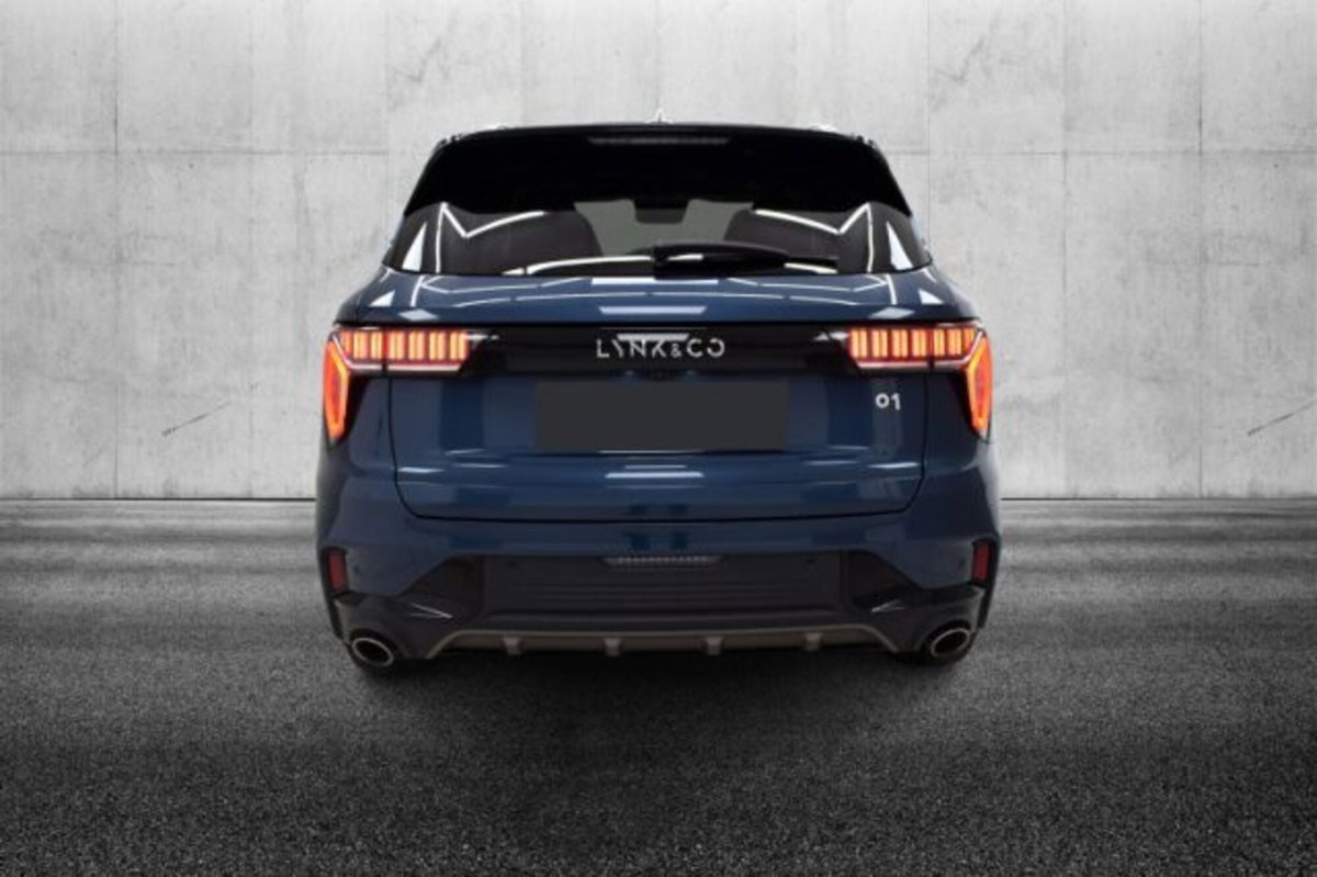 Lynk & Co 01 01 1.5 td phev (7)