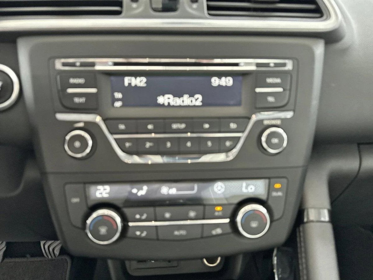 Renault Kadjar 8V 110CV Energy Zen (11)