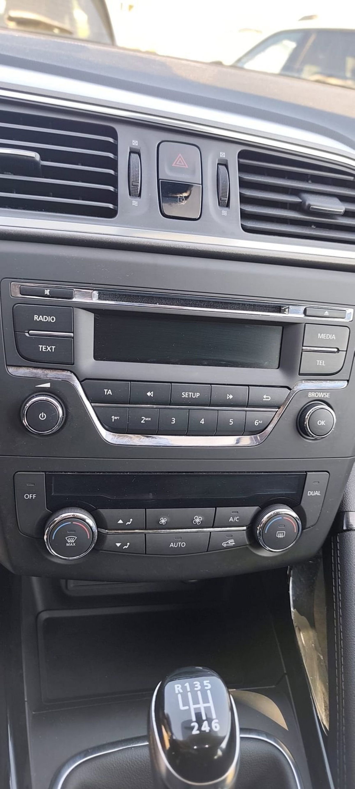 Renault Kadjar 8V 110CV Energy Zen (7)