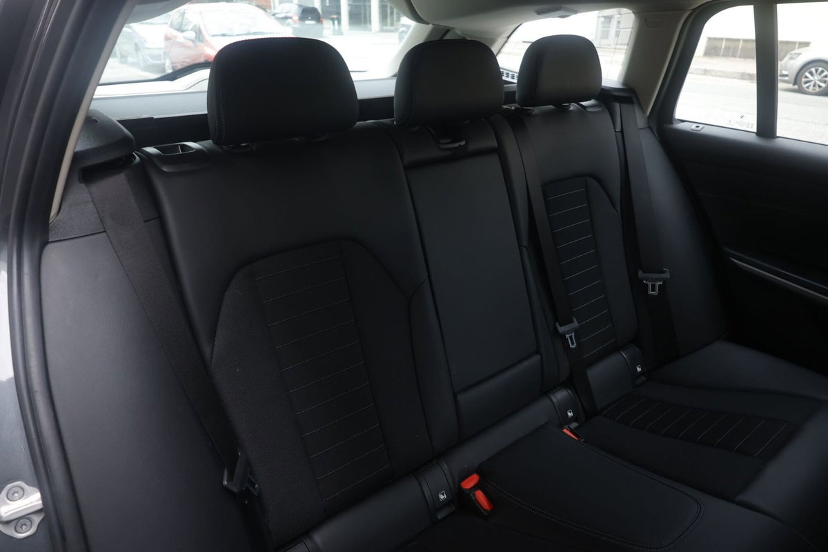 BMW Serie 3 Touring 318d  mhev 48V auto (15)