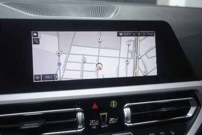 BMW Serie 3 Touring 318d  mhev 48V auto (7)