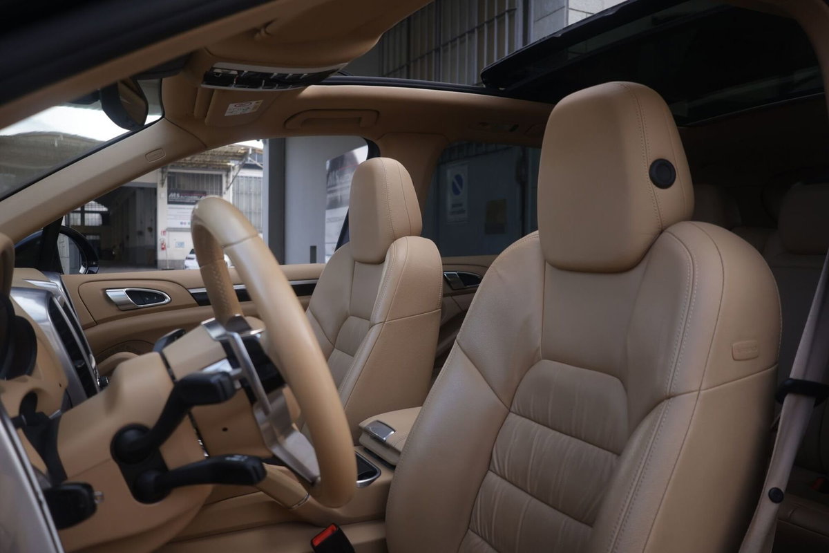 Porsche Cayenne 3.0 Diesel (18)