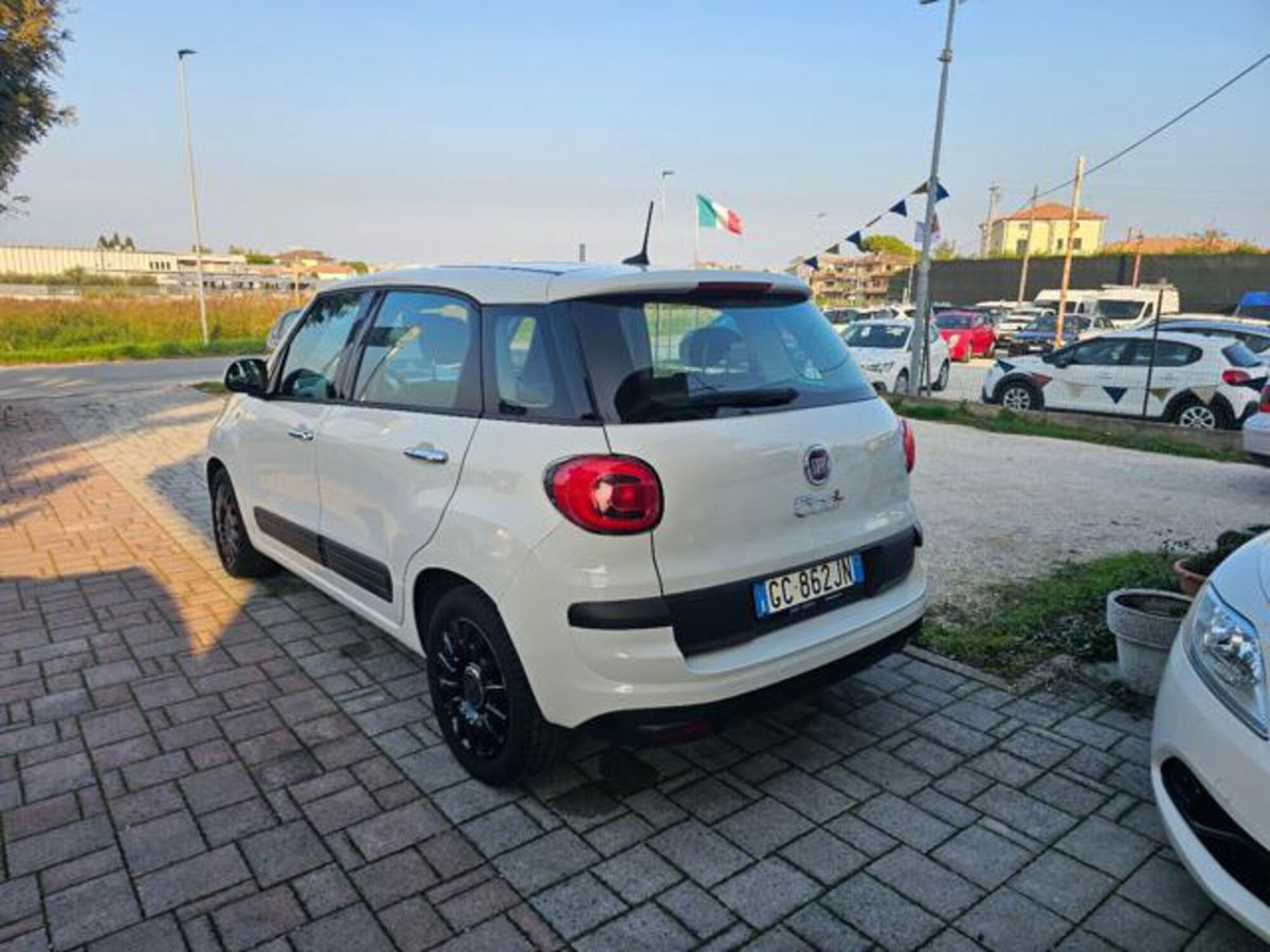 Fiat 500L 1.4 95 CV Mirror (3)