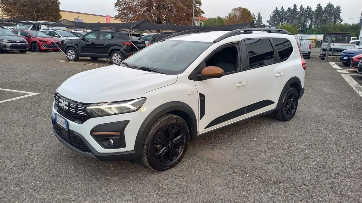 Dacia Jogger 1.0 tce Extreme UP Gpl 100cv (2)