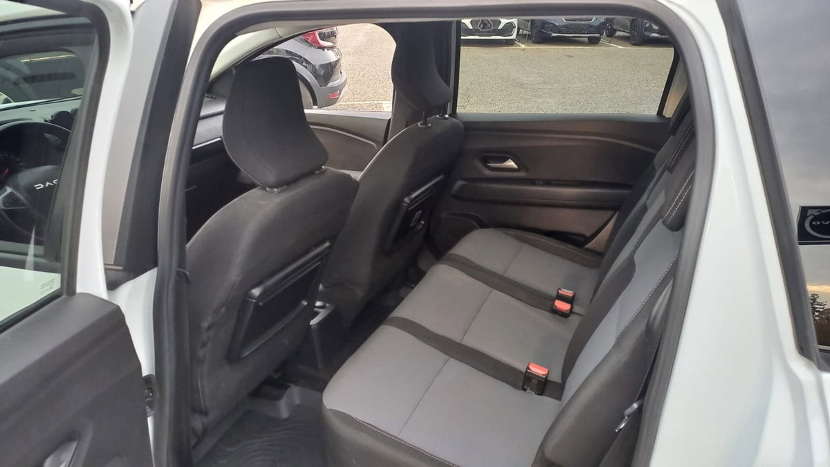 Dacia Jogger 1.0 tce Extreme UP Gpl 100cv (6)