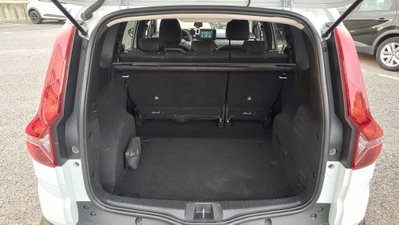 Dacia Jogger 1.0 tce Extreme UP Gpl 100cv (7)