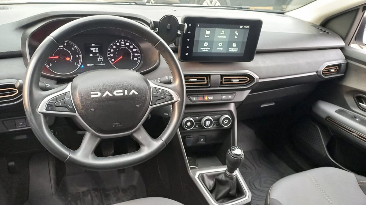 Dacia Jogger 1.0 tce Extreme UP Gpl 100cv (8)