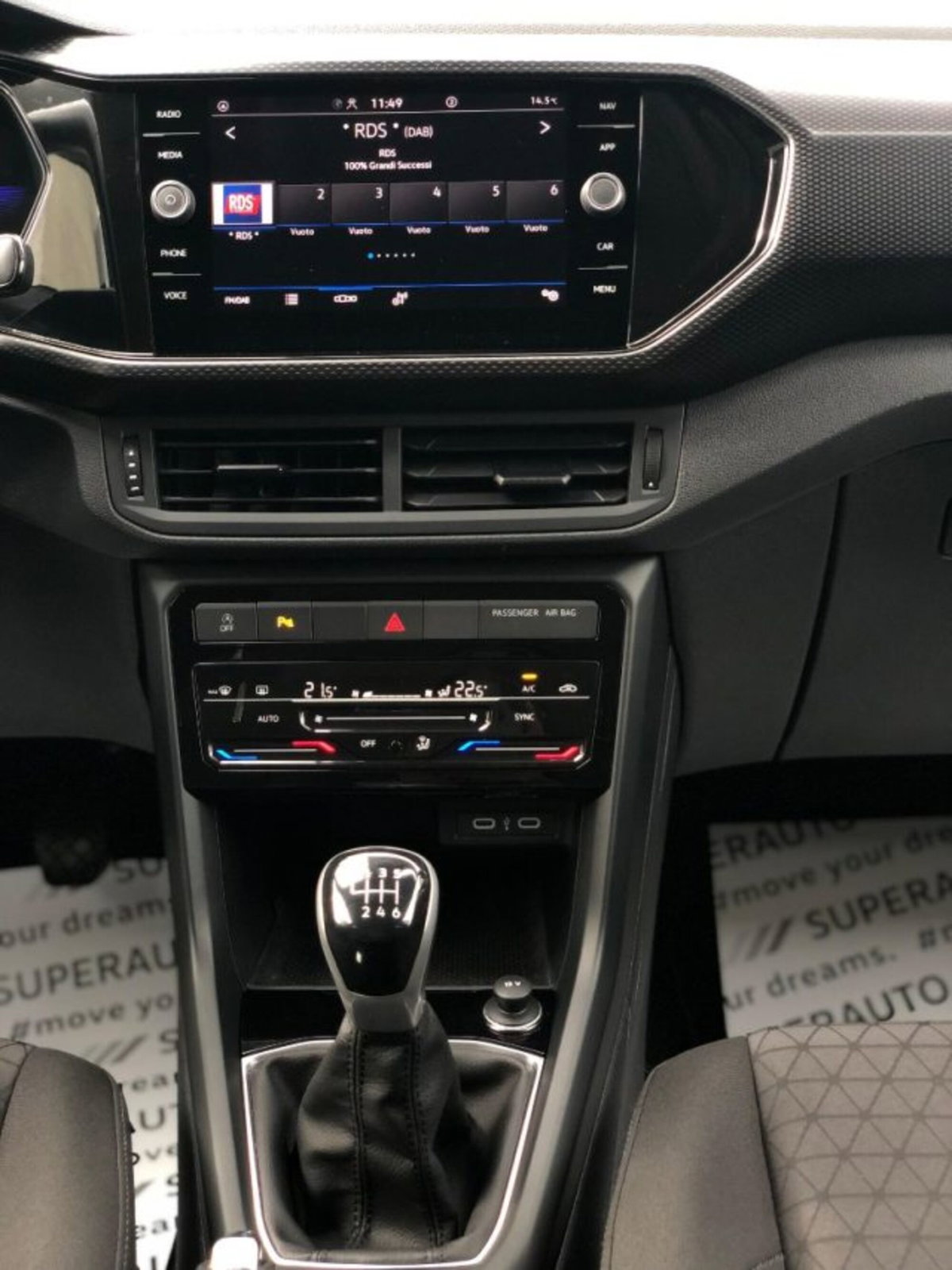 Volkswagen T-Cross 1.0 TSI 110 CV DSG Style (19)