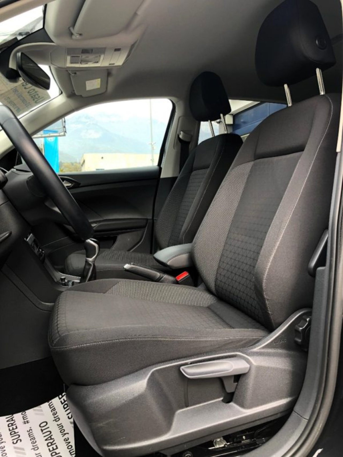 Volkswagen T-Cross 1.0 TSI 110 CV DSG Style (9)