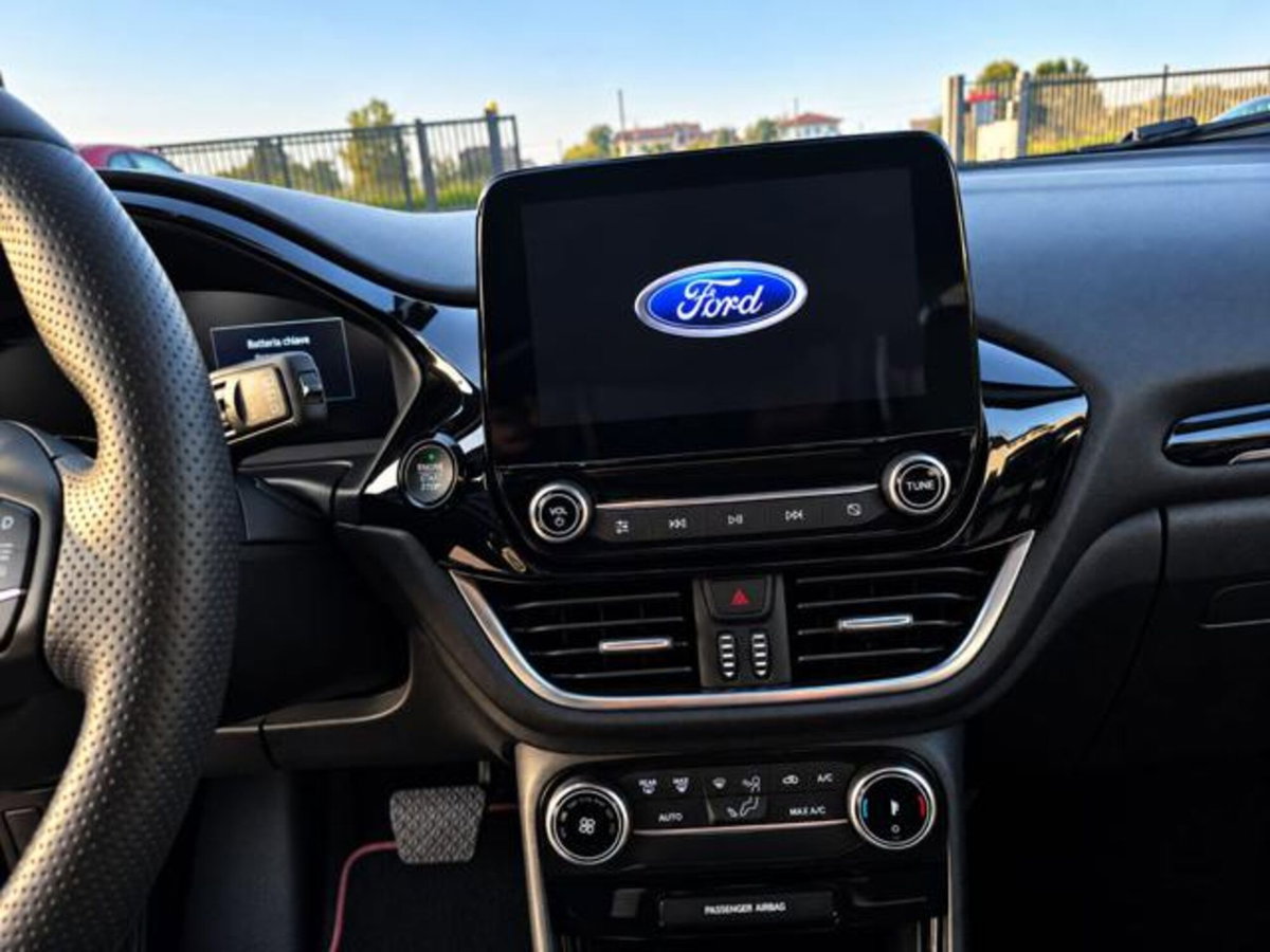 Ford Puma 1.0 EcoBoost Hybrid 125 CV S&S aut. ST-Line Design (11)