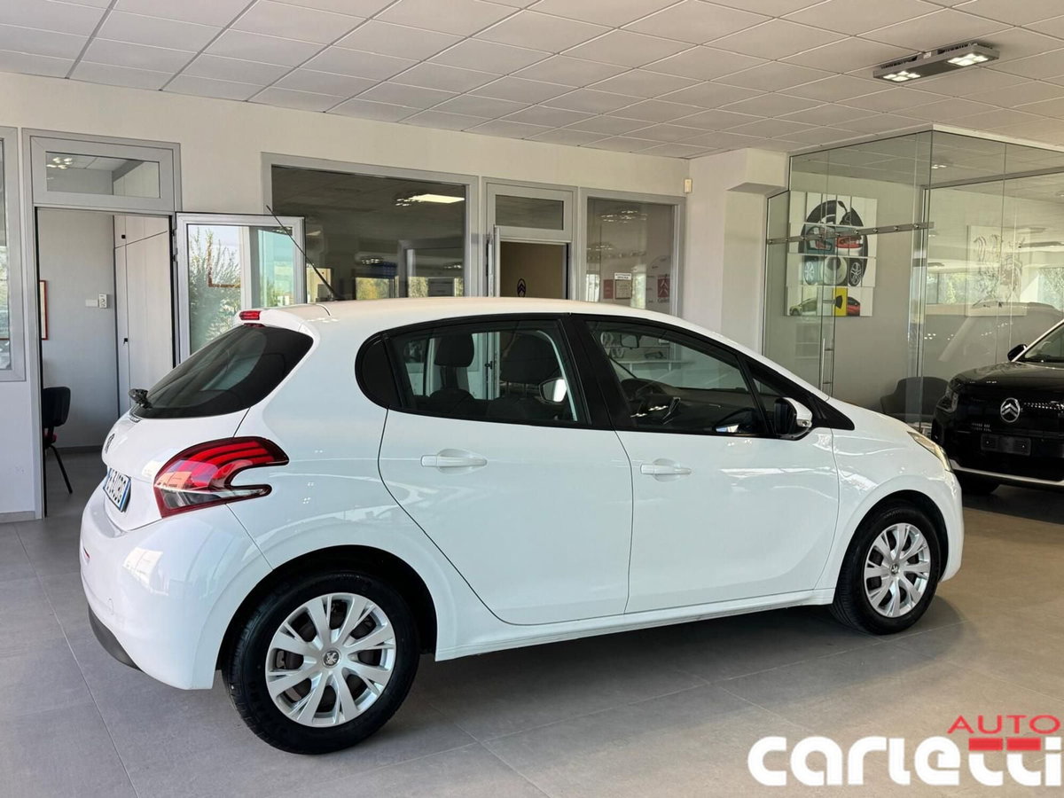 Peugeot 208 82 5 porte Active (12)