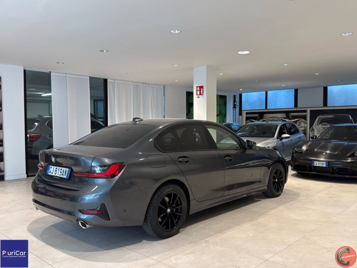 BMW Serie 3 320d 48V xDrive (7)