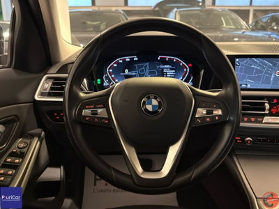 BMW Serie 3 320d 48V xDrive (9)