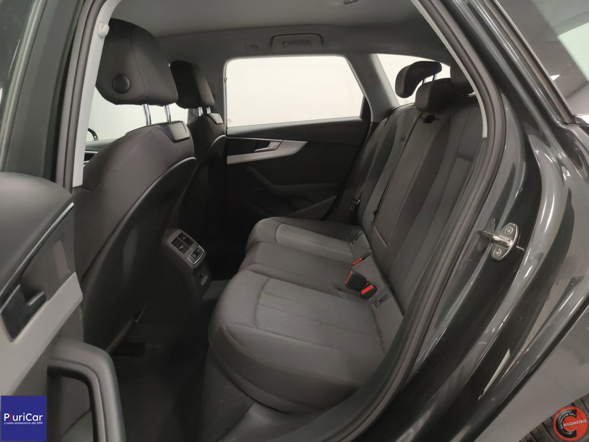 Audi A4 Avant 35 2.0 tdi mhev Business Advanced 163cv s-tronic (7)