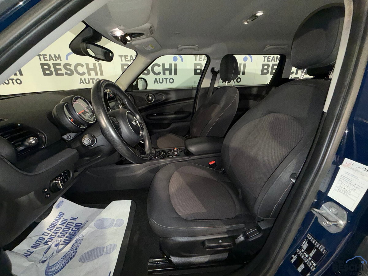 MINI Mini Clubman 2.0 Cooper D Untold Clubman (12)