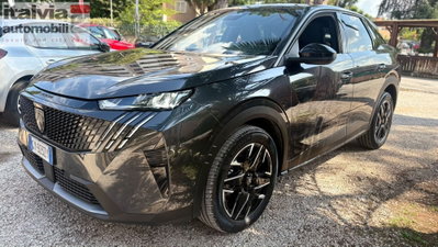 Peugeot 3008 1.2 hybrid Allure 145cv e-dcs6 usata