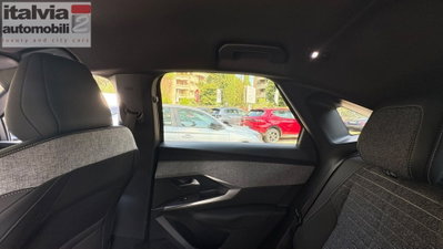 Peugeot 3008 1.2 hybrid Allure 145cv e-dcs6 (20)