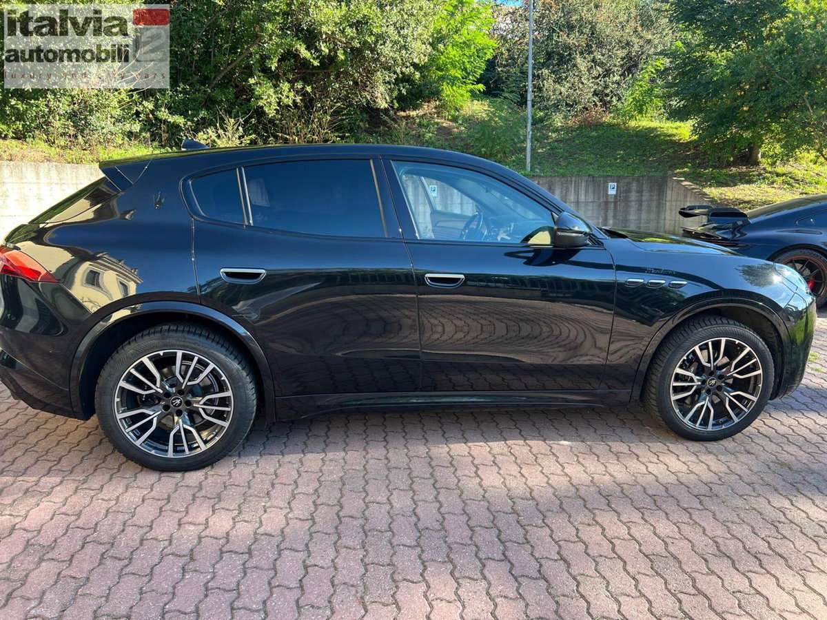 Maserati Grecale .0 mhev Modena 330cv auto (2)