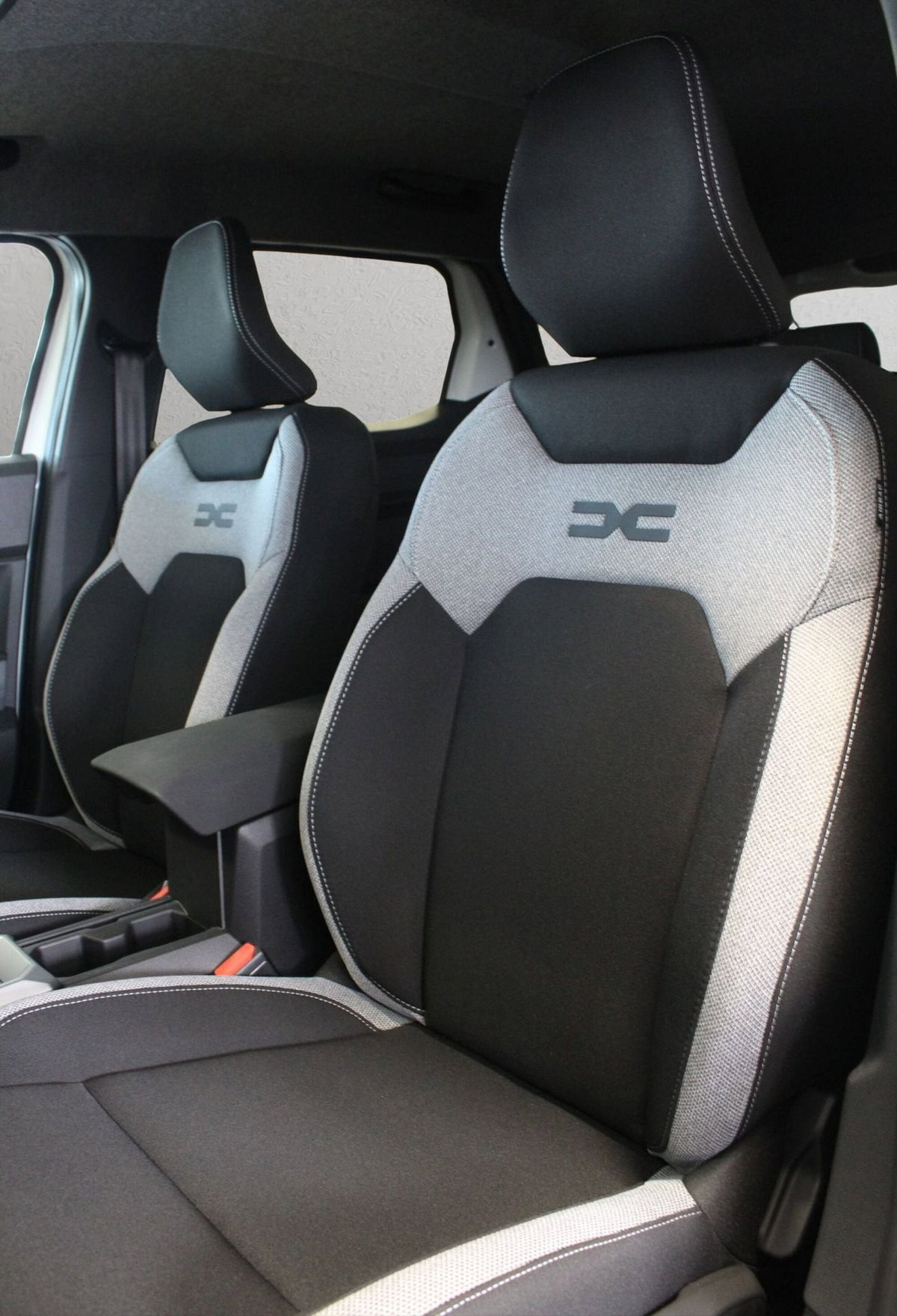 Dacia Duster 1.2 Eco-G Journey 120cv (11)