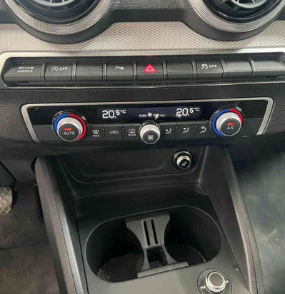 Audi Q2 Q2 30 TDI S line Edition (12)